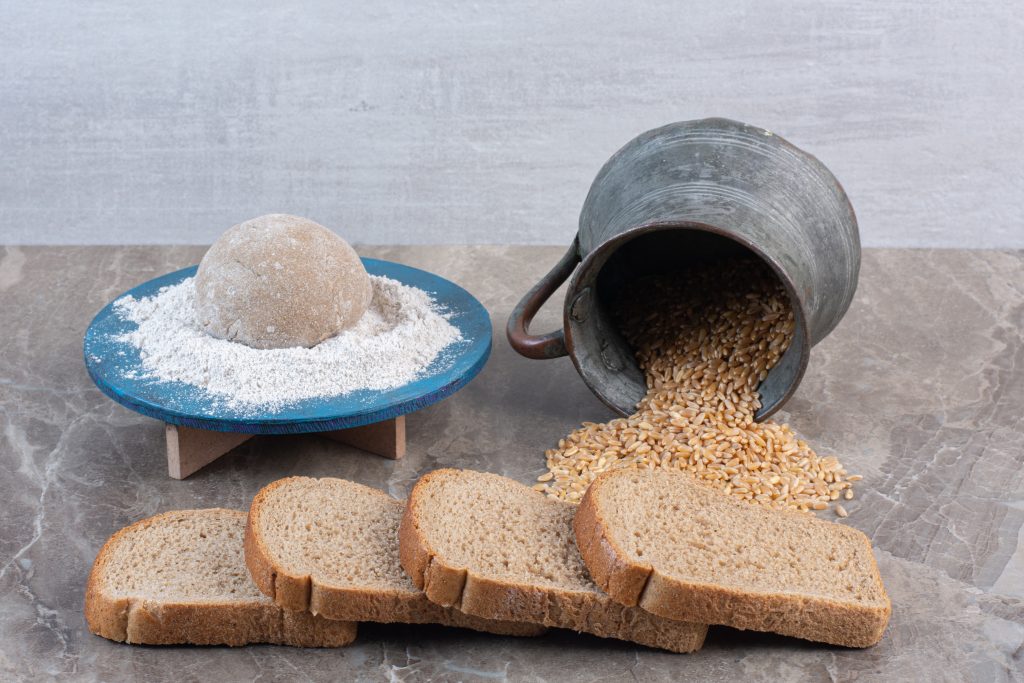 خمیرمایه خشک چیست